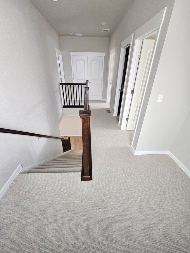 Building Photo - Newer Home in Broomfield