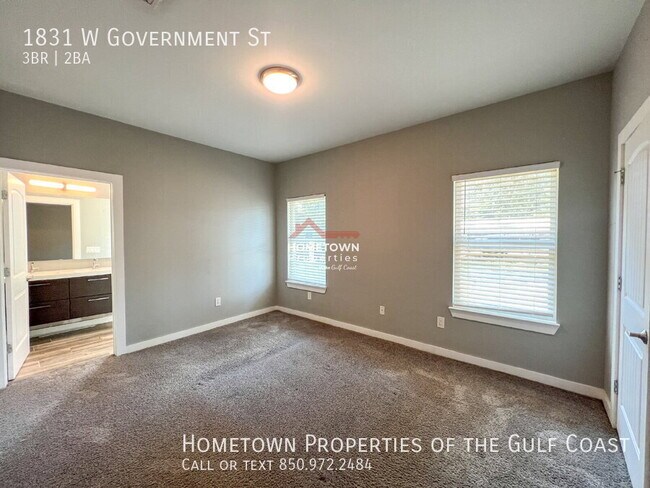 Building Photo - 3-Bed Downtown Pensacola Cottage