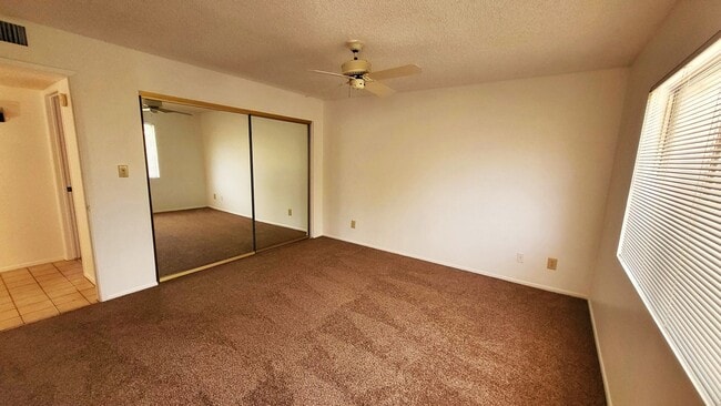 Building Photo - AFFORDABLE 55+ ADULT HOME IN AHWATUKEE!