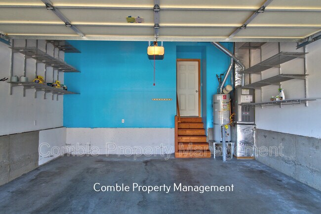 Building Photo - 16115 40th Ave SE