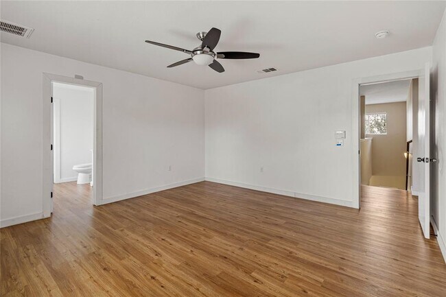 Building Photo - 9004 Berryline Cove