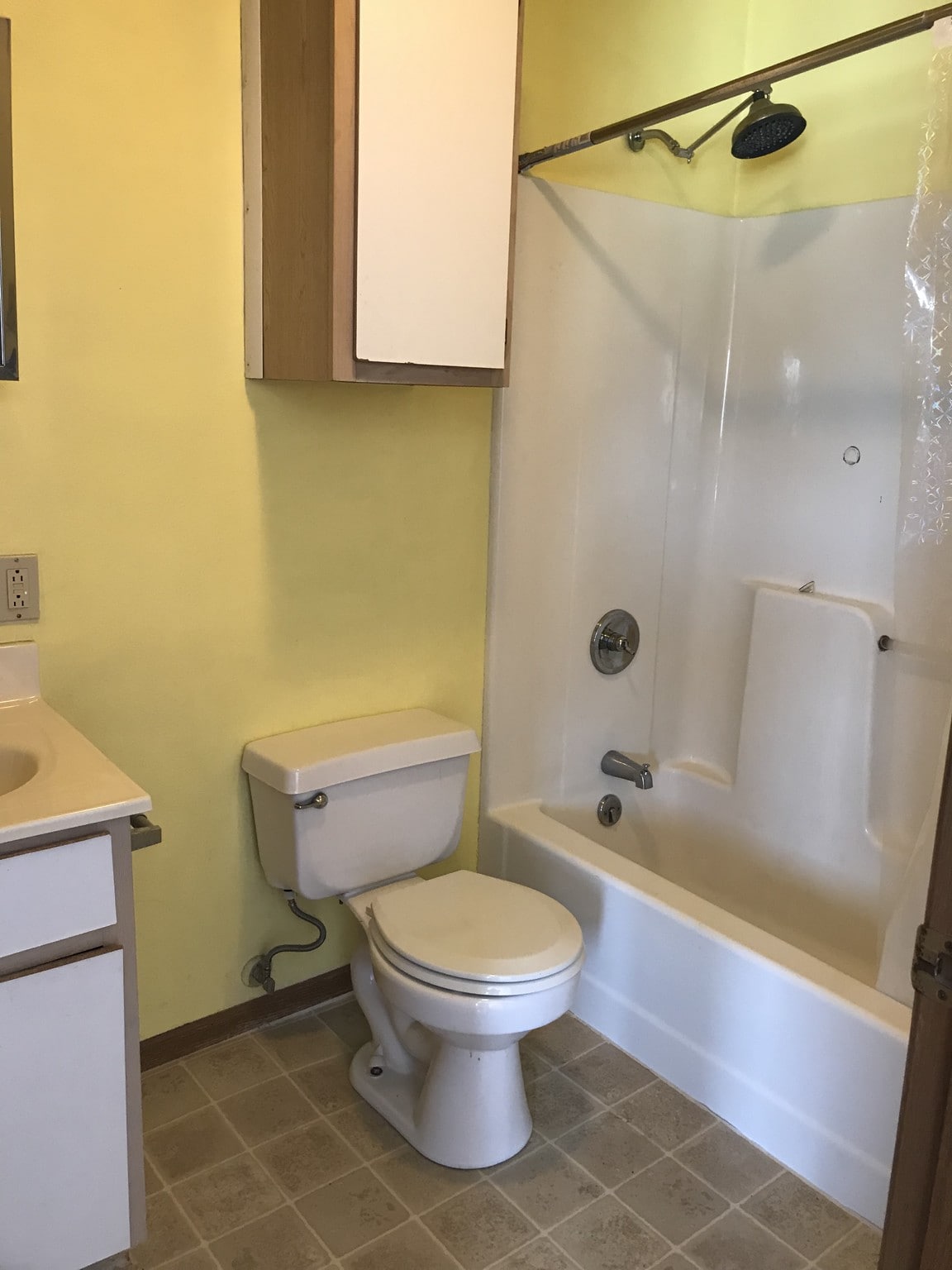 Building Photo - 305 S 1st St