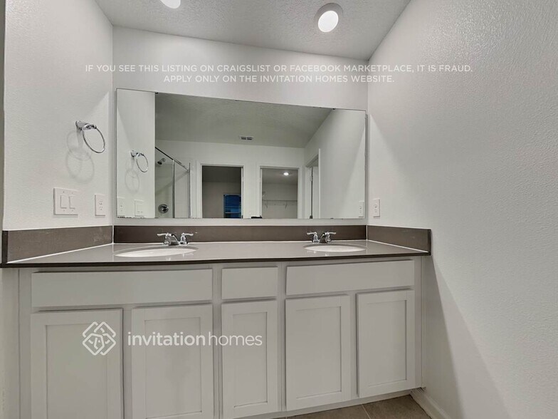 Building Photo - 4073 Tug Hl Ln