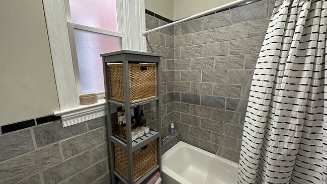 Updated Bathroom Shower/Tub - 3506 McKean Ave