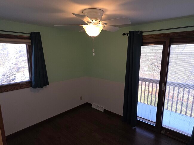 Building Photo - N67W28710 Longview St