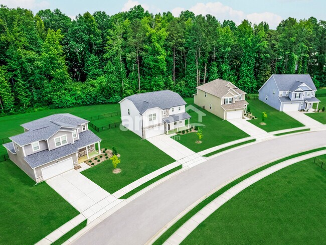 Building Photo - 112 Pullen Dr