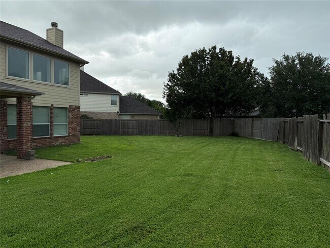 Building Photo - 10930 Reston Point Dr