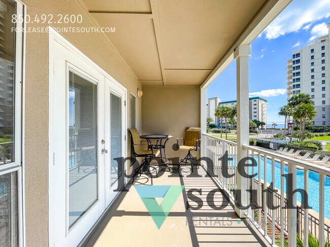 Building Photo - 13500 Sandy Key Dr