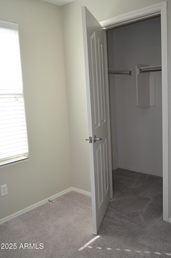 Building Photo - 1178 N 163rd Dr