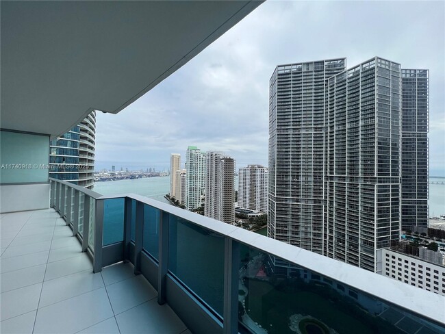 Building Photo - 200 Biscayne Blvd Way