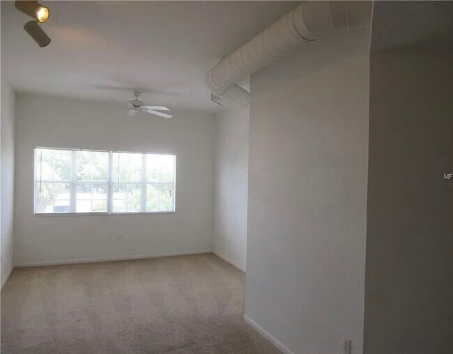 Building Photo - 2331 W Horatio St