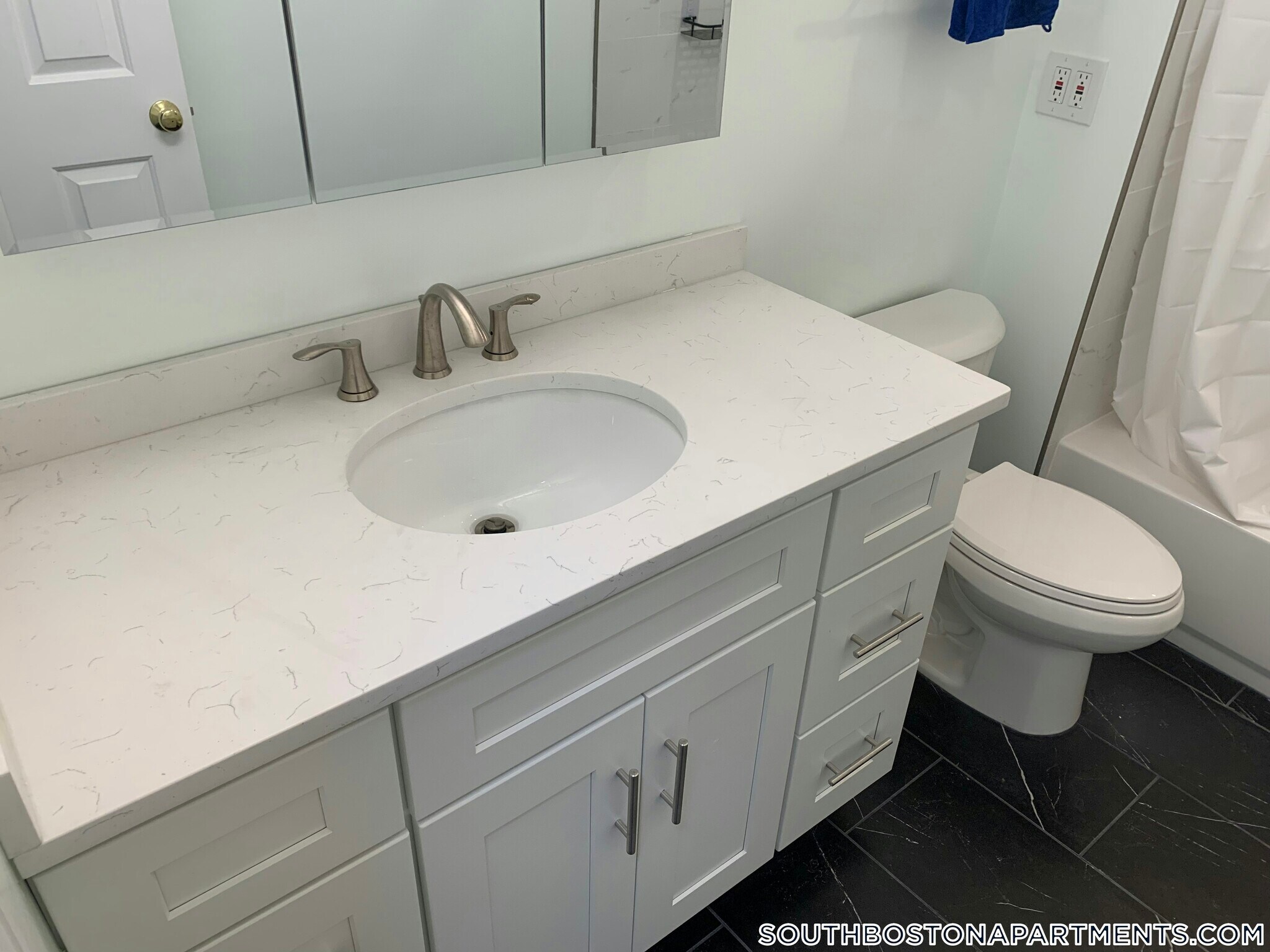 Building Photo - 285 Dorchester St