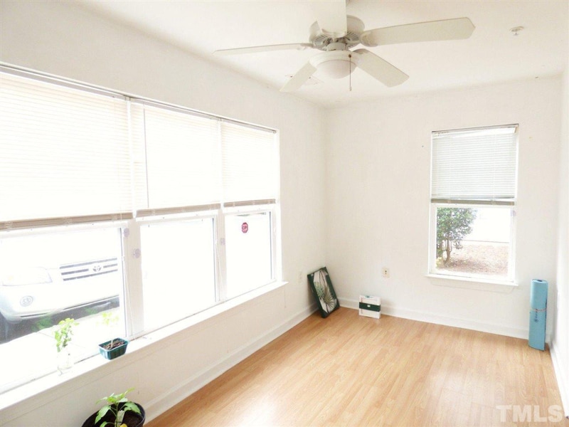 Building Photo - 929 Morreene Rd