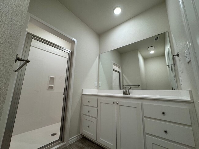 Building Photo - 5106 Rose Petal Ct