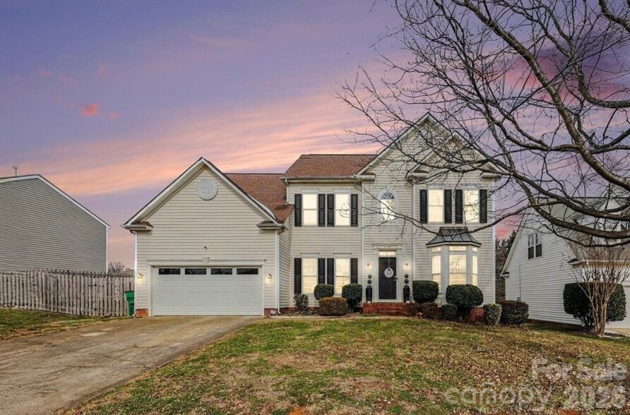 Building Photo - 4132 Meadowview Hills Dr