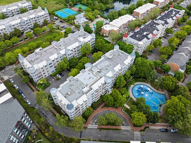 Building Photo - 4 Constellation Pl