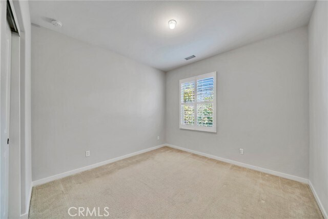Building Photo - 328 Floral View