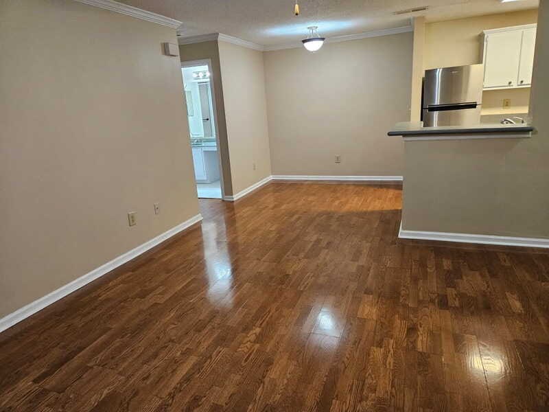 Building Photo - 301 Granville Ct