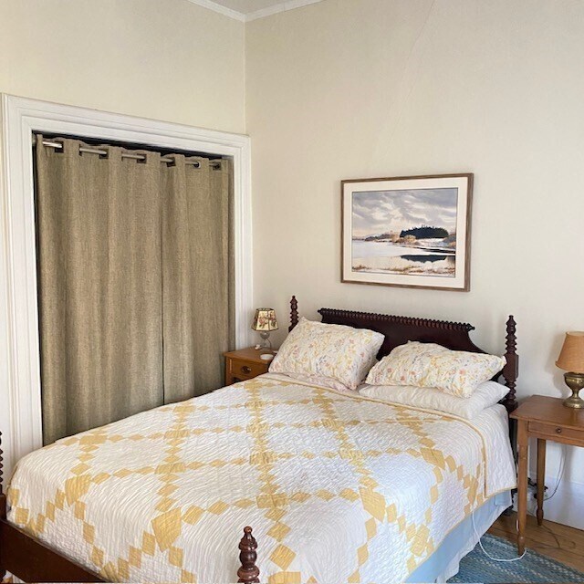 Building Photo - 4 Walnut St