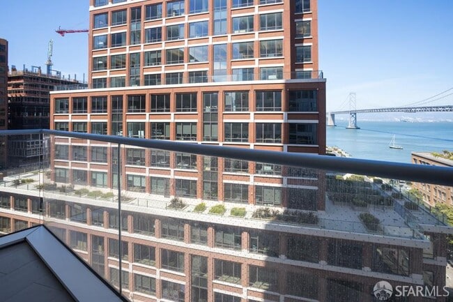 Building Photo - 280 Spear St