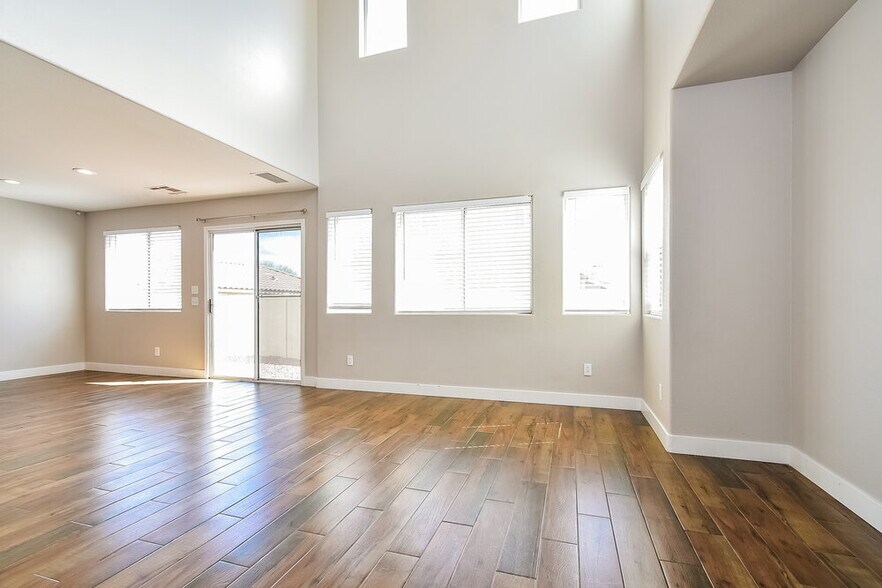 Building Photo - 9120 Spoonbill Ridge Pl