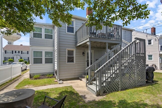 Building Photo - 115 N Wilson Ave