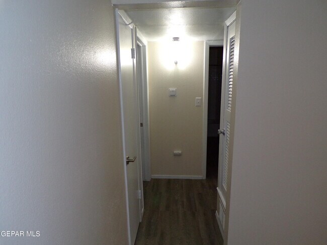 Building Photo - 4114 Moonlight Ave