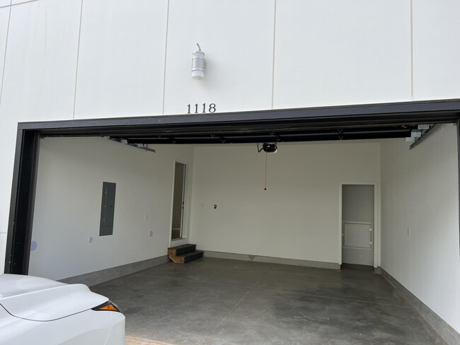 Building Photo - 1118 Nova St