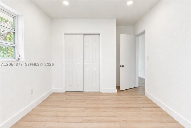 Building Photo - 355 NE 55th St