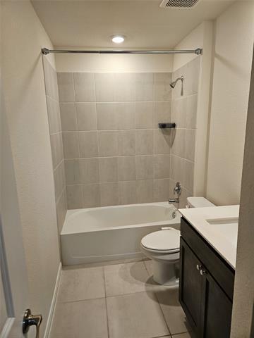 Building Photo - 903 Emerald Gate Dr