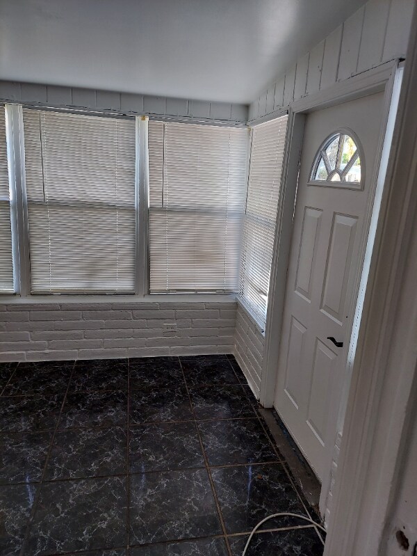 Building Photo - 2513 Grant St