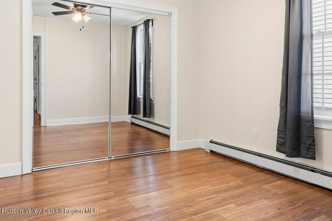 Building Photo - 51 Gifford Ave