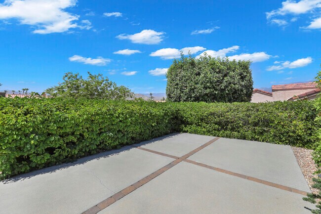 Building Photo - 70825 Ironwood Dr
