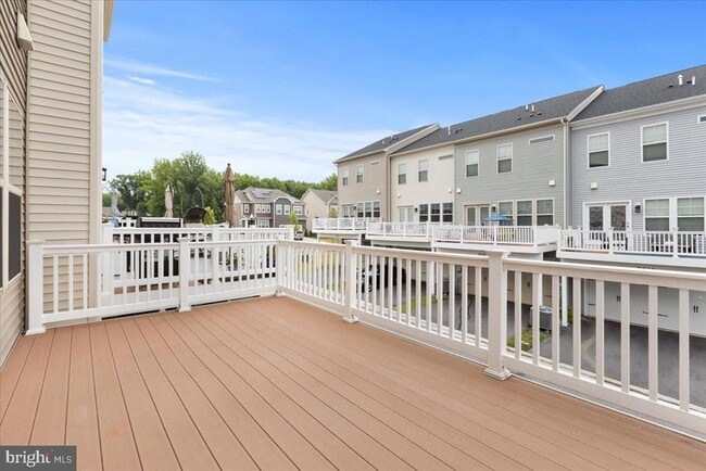 Building Photo - 7210 Hartley Ln
