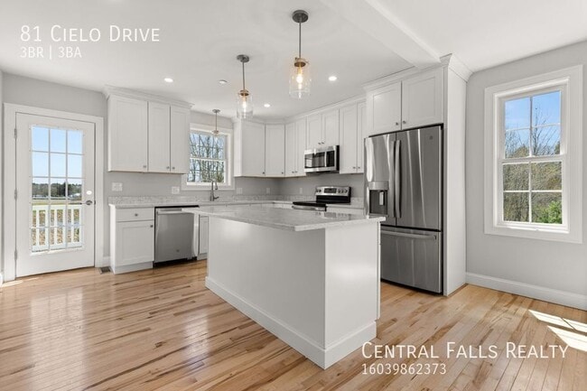 Building Photo - 81 Cielo Dr