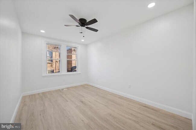 Building Photo - 3251 N Marston St