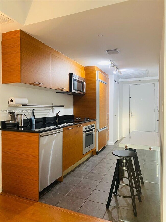 Building Photo - 50 Biscayne Blvd