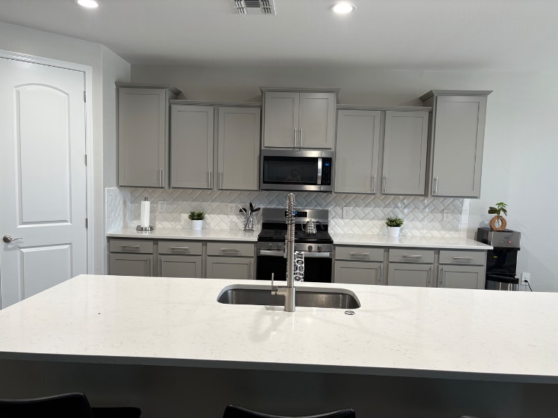 Building Photo - 37852 W San Clemente St