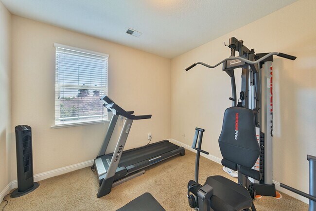 Building Photo - 9952 Spring View Way