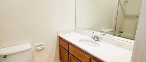 Building Photo - 360 Rosecrans St