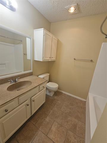 Building Photo - 1404 Darr St