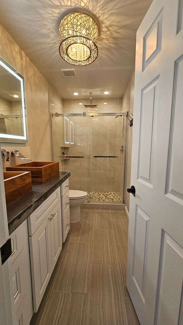 Building Photo - Non-Refundable & Security Deposit Total: $2400.00