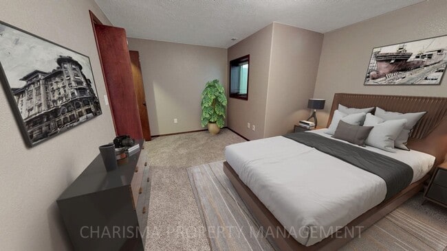 Building Photo - SPACIOUS AND AMENITY FILLED 3 BD, 2.5 BA T...