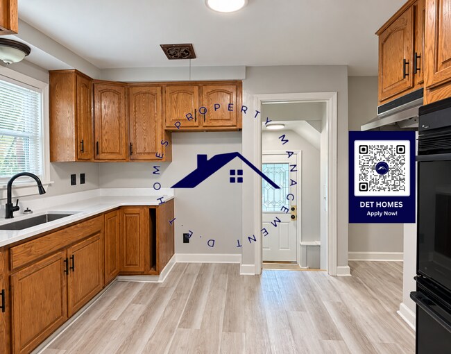 Building Photo - 14651 Vaughan St
