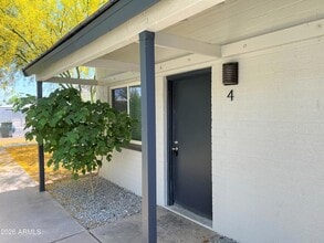 Building Photo - 4423 N 13th Pl