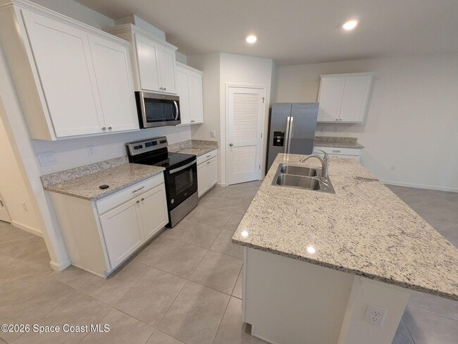 Building Photo - 6694 Topaz Dr