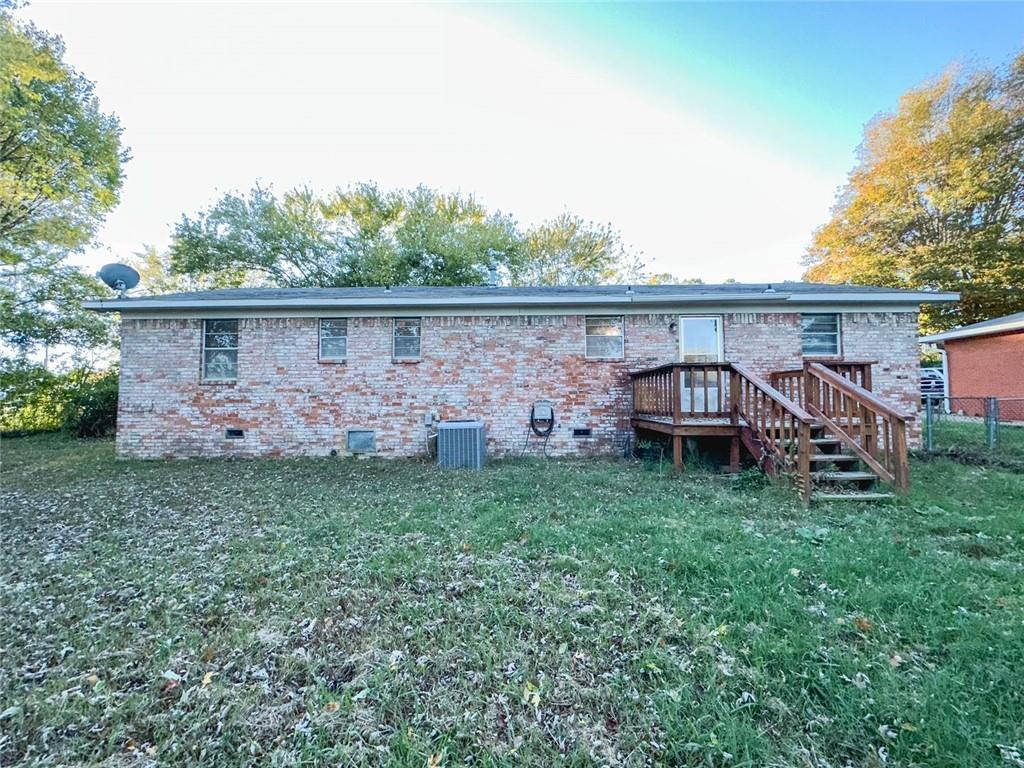 Building Photo - 102 Brenda Ave