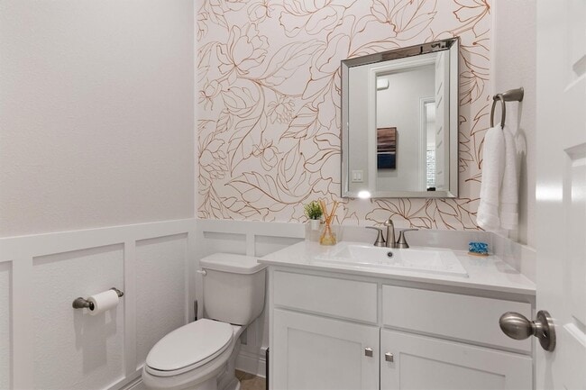 Building Photo - 7309 Sunset Blvd