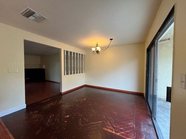 Building Photo - 3+2.5 w/pool + spa; water, trash + basic c...