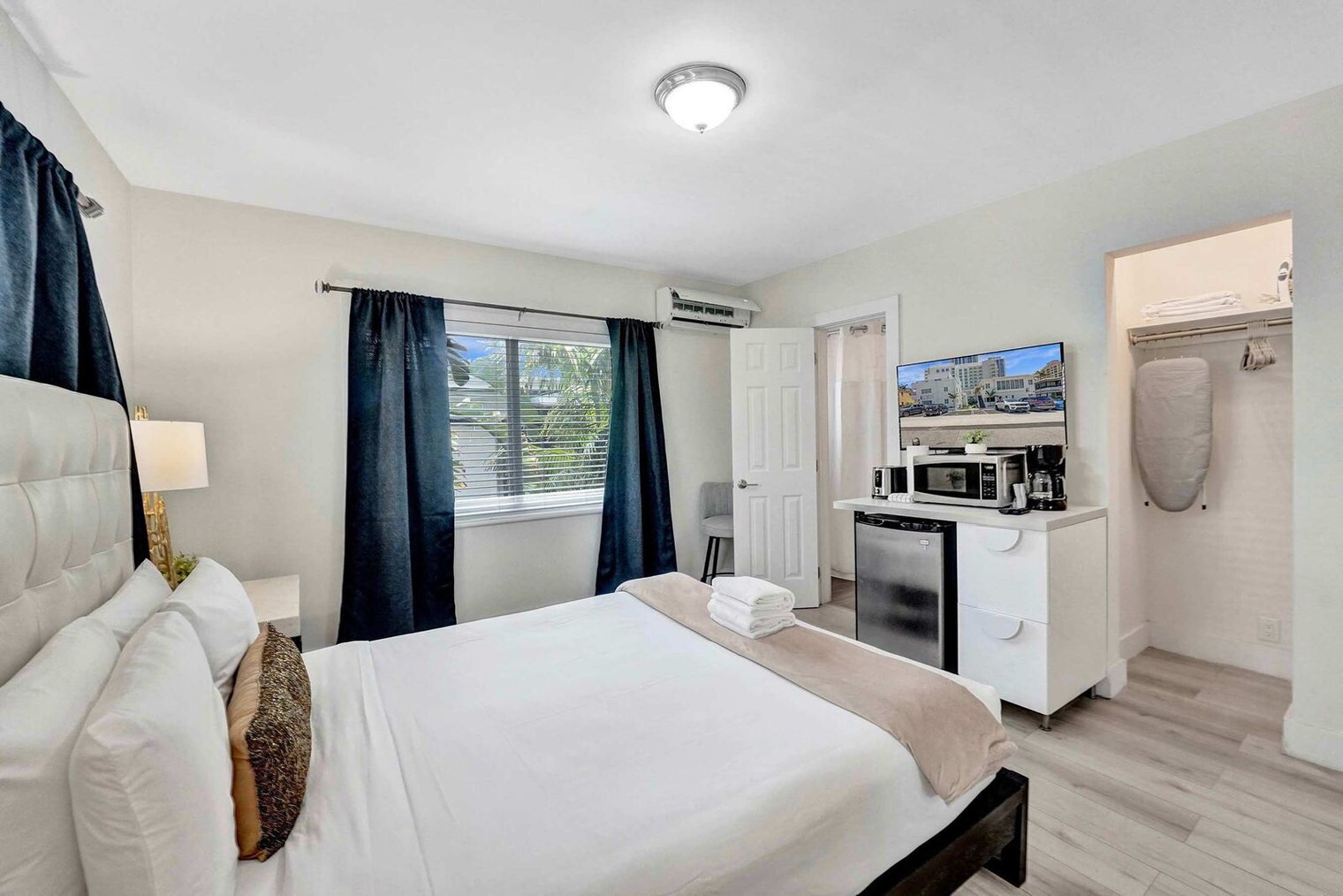 Building Photo - 3020 Seville St